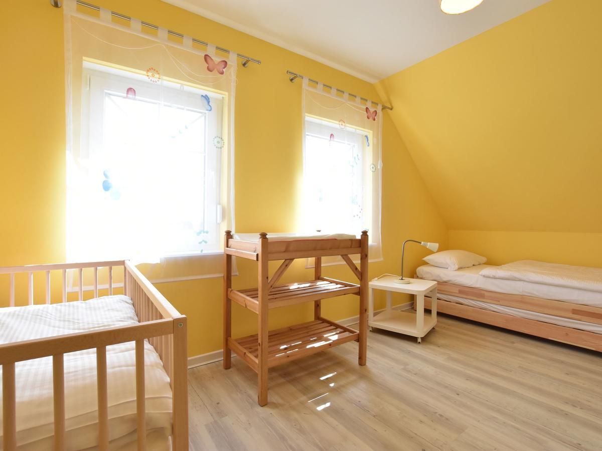 Spacious Holiday Home In Hornstorf With Trampoline エクステリア 写真